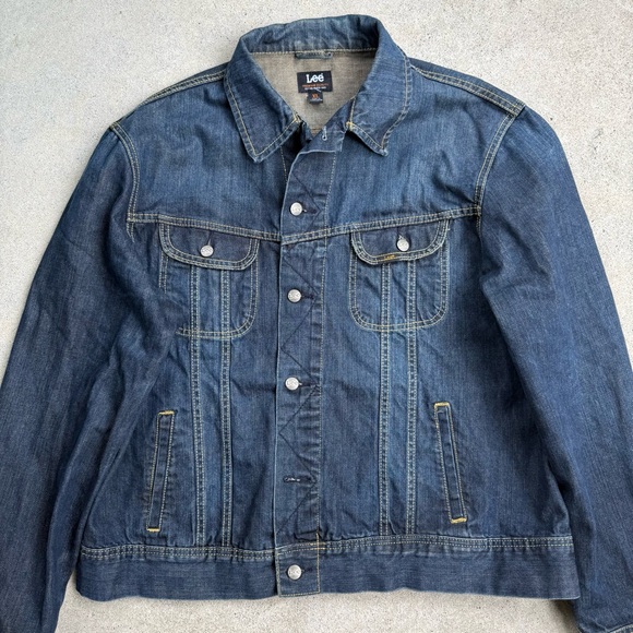Lee Blue Denim Jacket - size XL - Picture 2 of 6